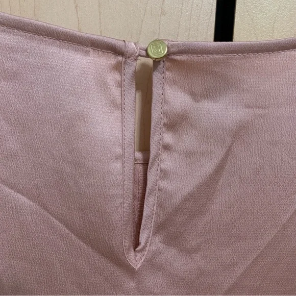 NEW Liz Claiborne Women's Short Sleeve Back Keyhole Satin Blouse Pink Plus 2X - Picture 10 of 15
